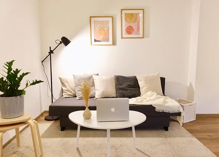 Appartement Modernes Studio-apartment Mit Privatem Stellplatz Fuer Bis Zu 4 Personen Nur Wenige Minuten Zur Mosel & Stadt Coblence