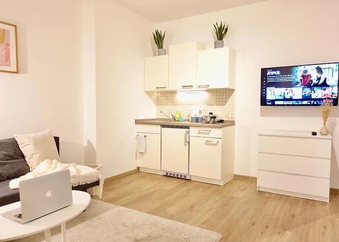 Modernes Studio-apartment Mit Privatem Stellplatz Fuer Bis Zu 4 Personen Nur Wenige Minuten Zur Mosel & Stadt