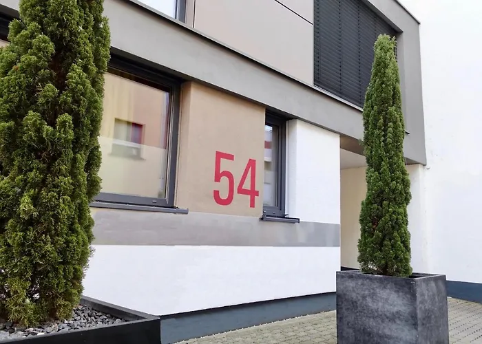 아파트 Modernes Studio-apartment Mit Privatem Stellplatz Fuer Bis Zu 4 Personen Nur Wenige Minuten Zur Mosel & Stadt *