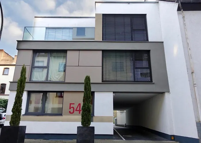 아파트 Modernes Studio-apartment Mit Privatem Stellplatz Fuer Bis Zu 4 Personen Nur Wenige Minuten Zur Mosel & Stadt *